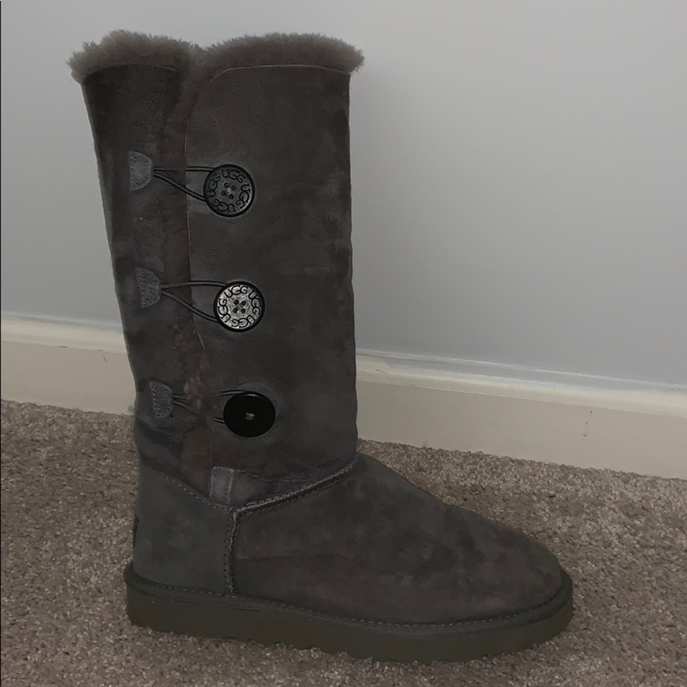 UGG Bailey Button Triplet